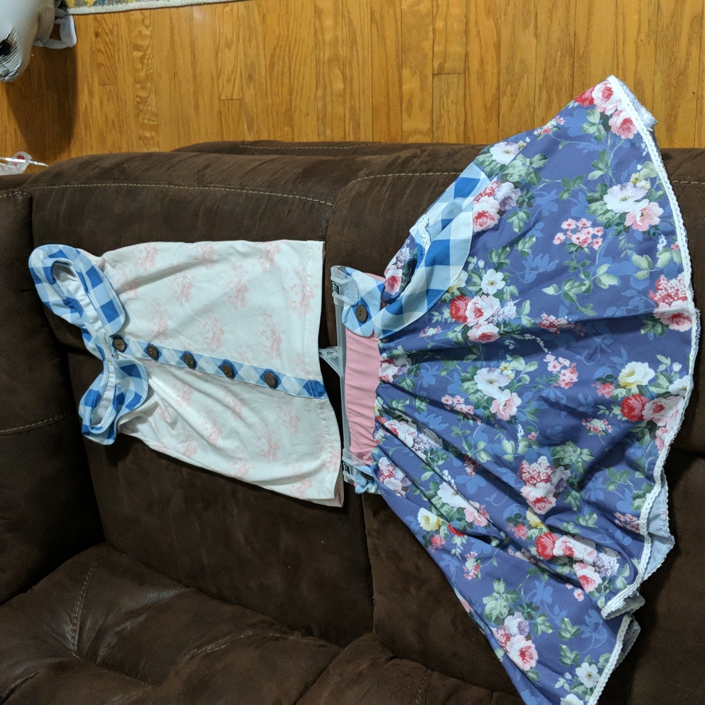 Girls two piece outfit